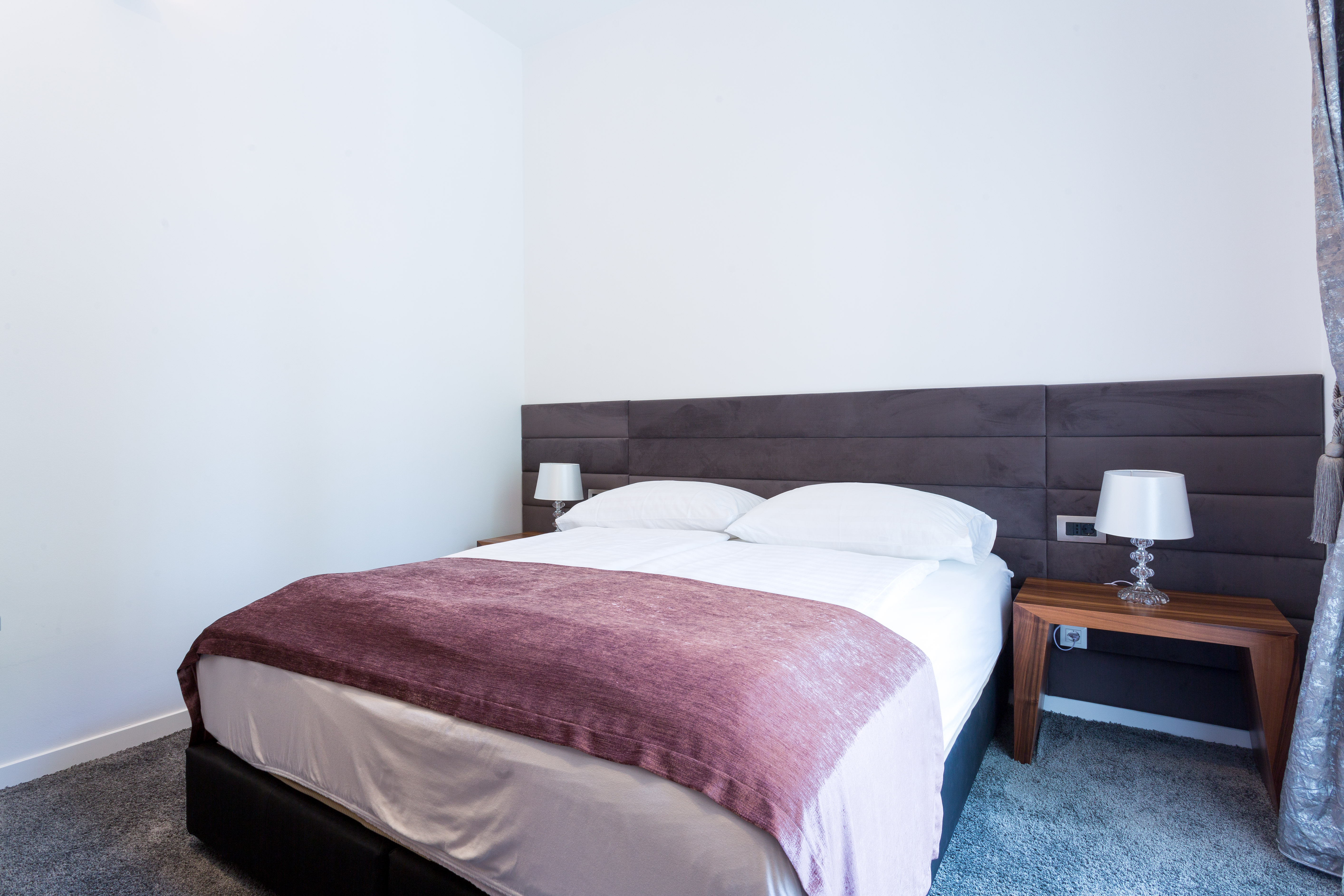 Starlight Luxury Rooms