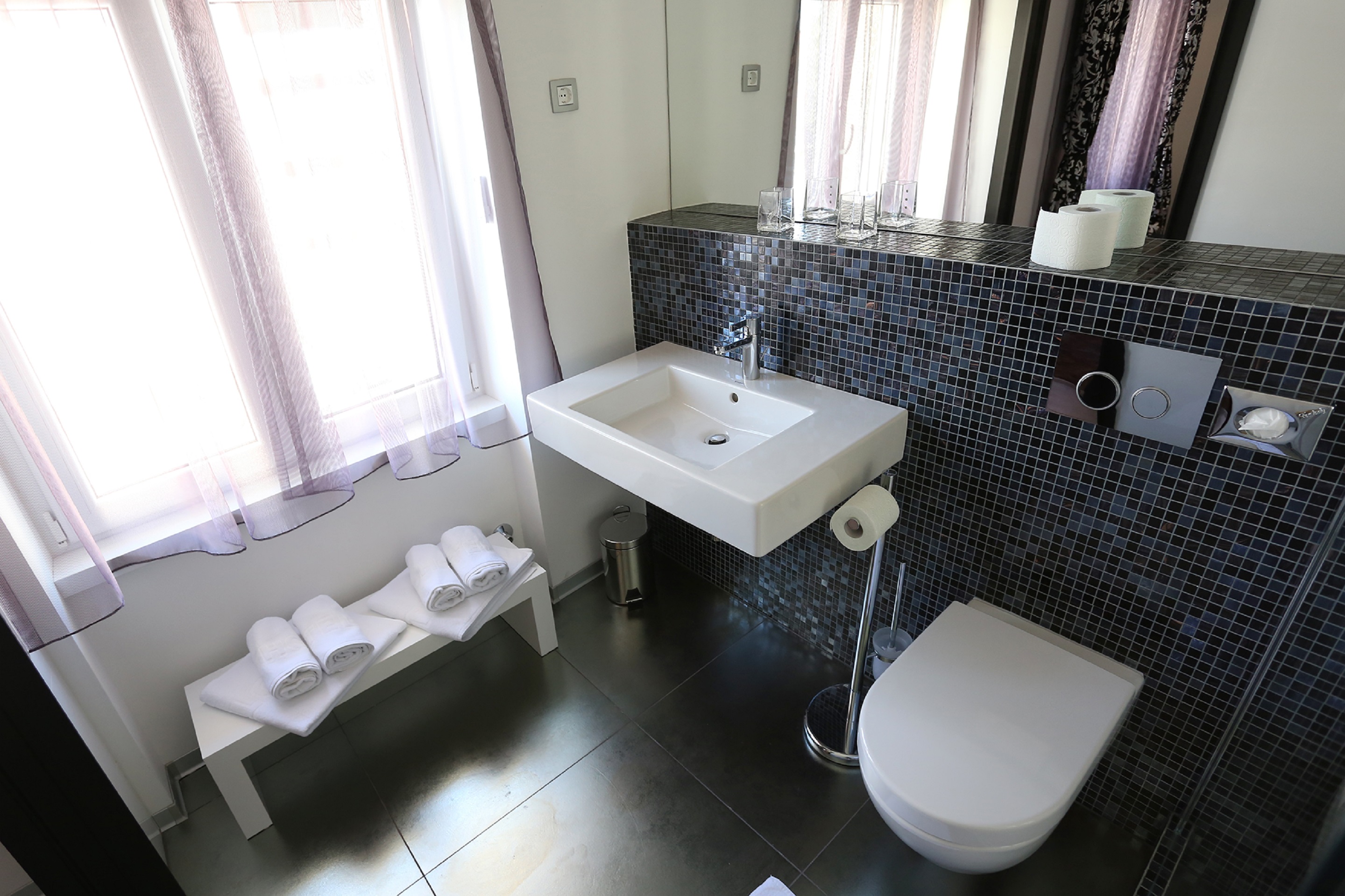 Starlight Luxury Rooms