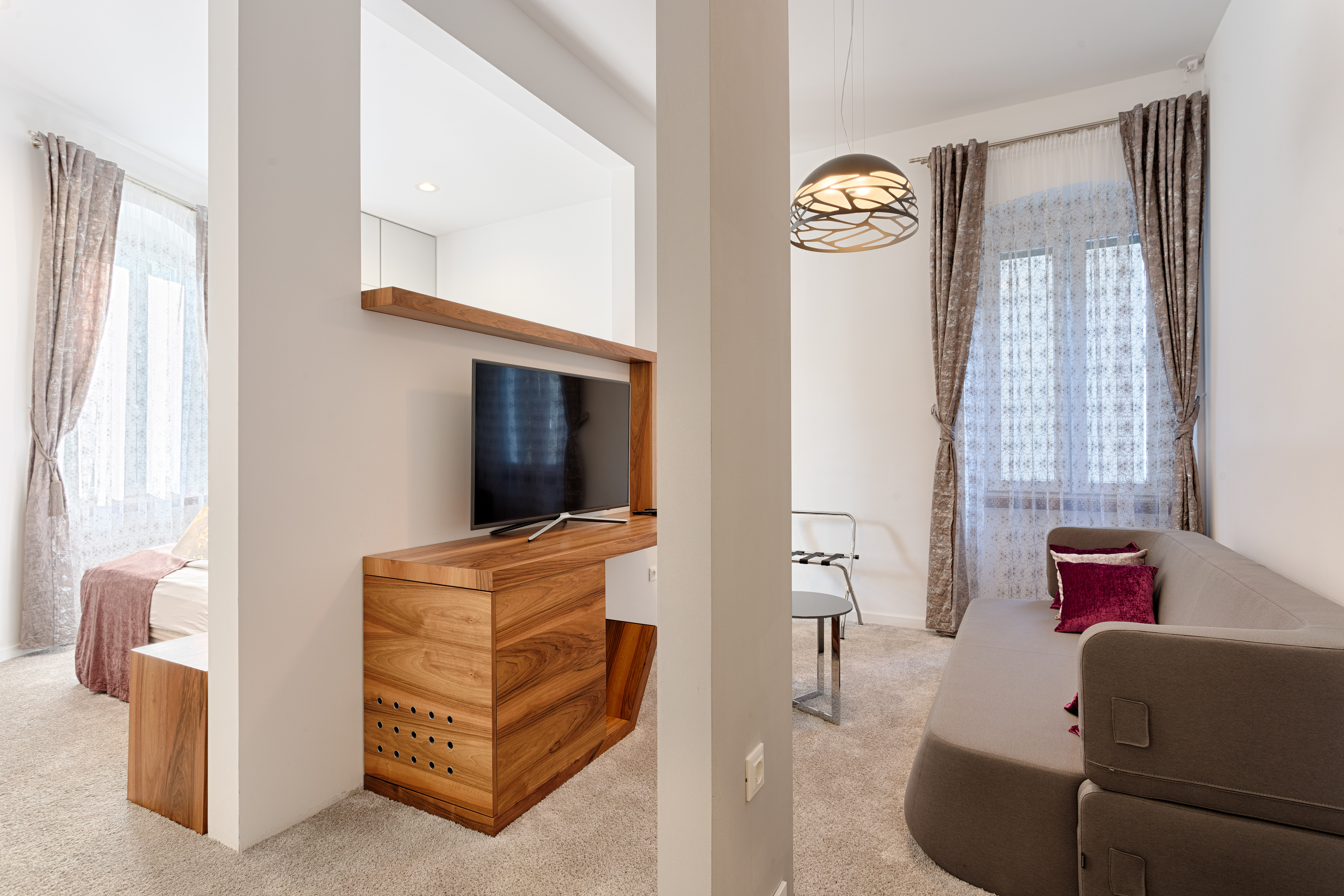 Starlight Luxury Rooms