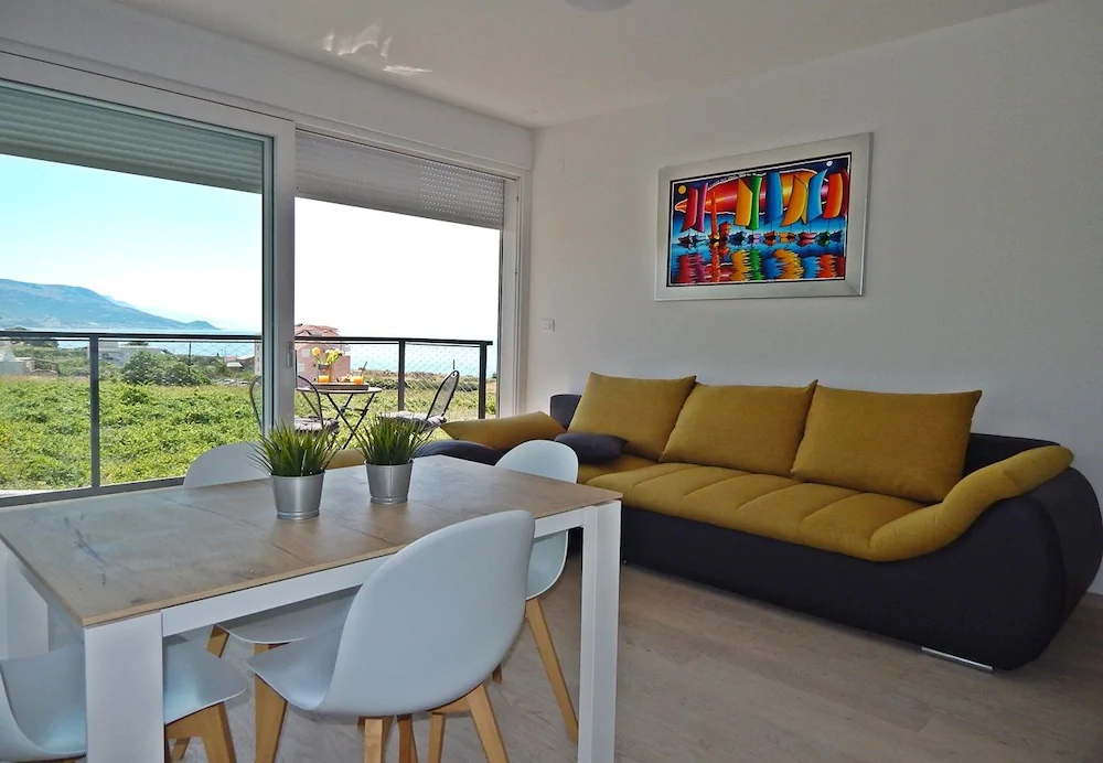 Stellamare Apartments