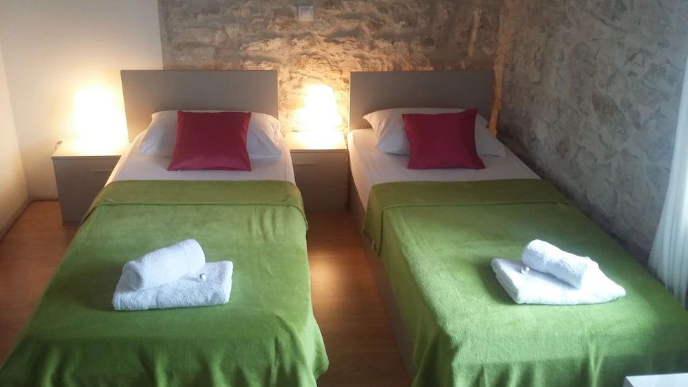 Studio Apartments Sv. Duje