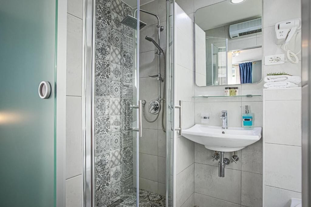 Theatre Luxury Rooms