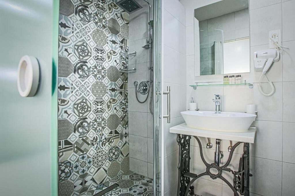Theatre Luxury Rooms
