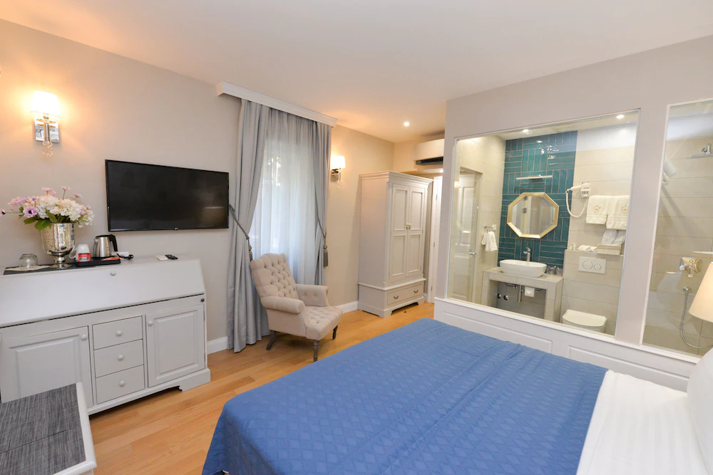 The Duke Luxury Rooms