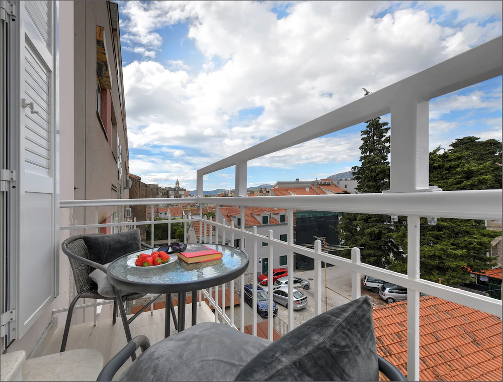 Via Porto Rooms