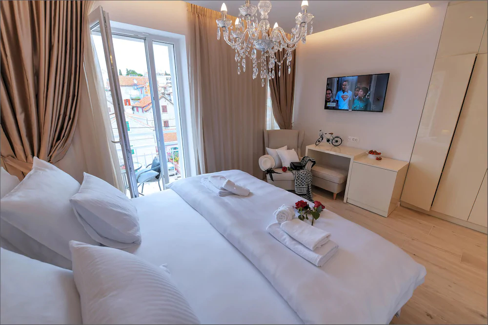 Via Porto Rooms