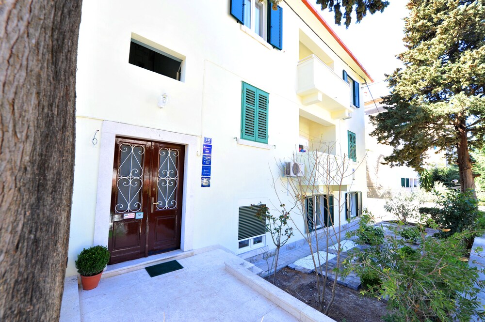 Villa Vice