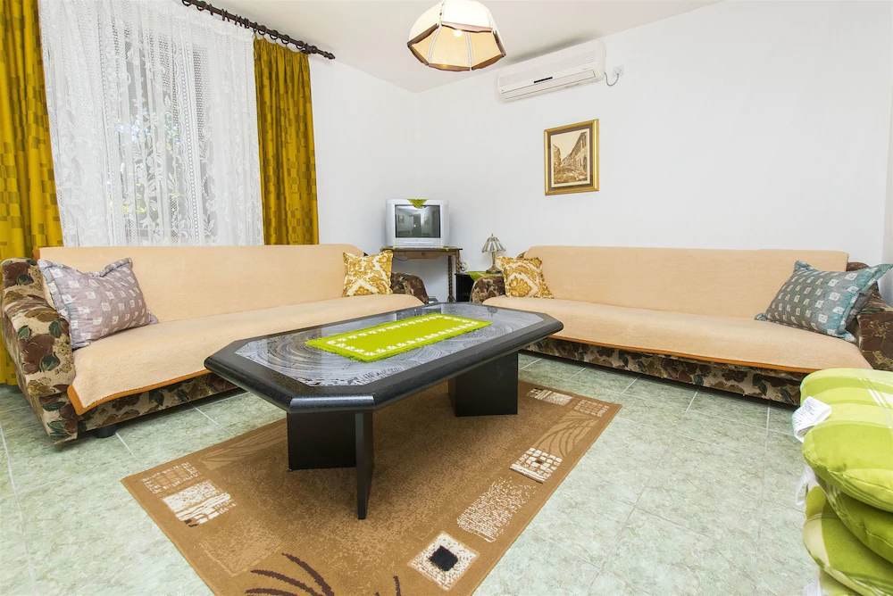 Apartments Pavlina