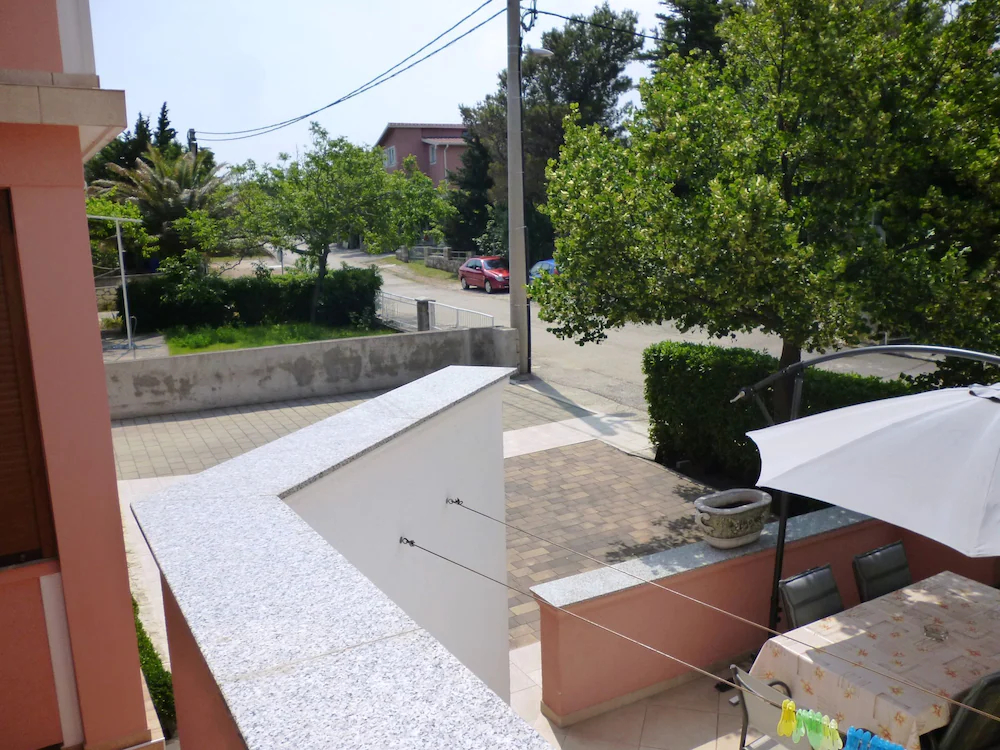 Apartments Pjer