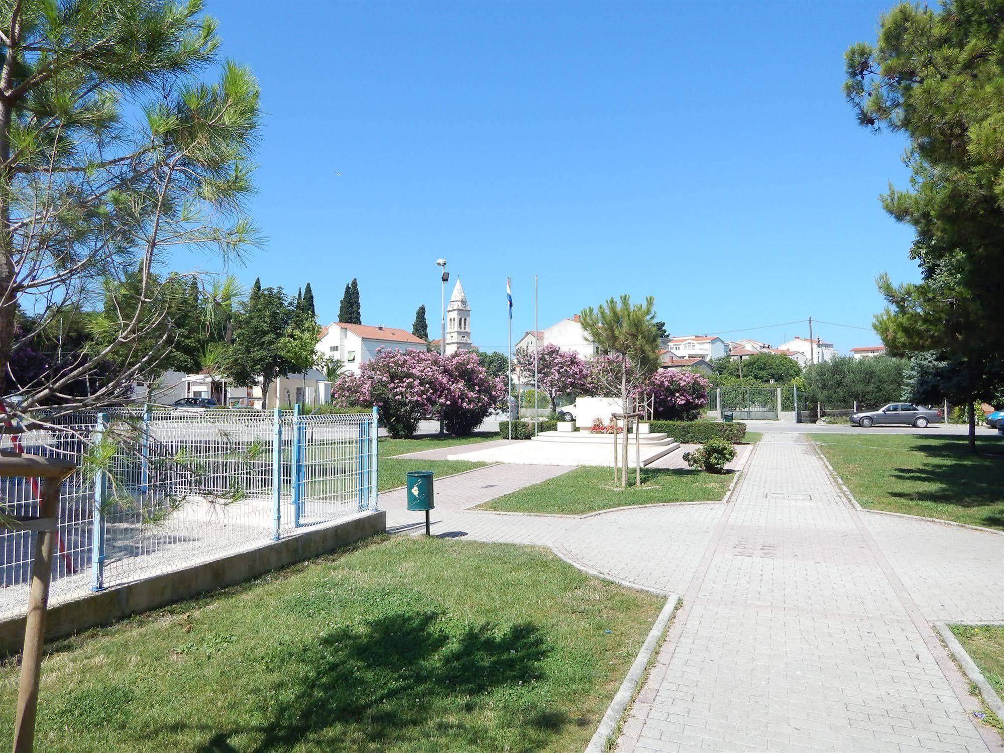 Rooms and Apartments Porat