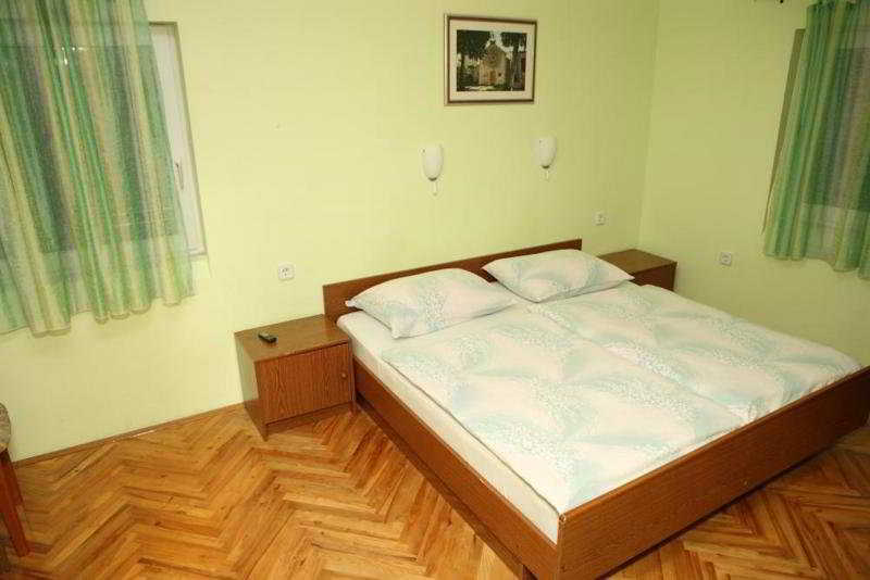 Villa Plazibat