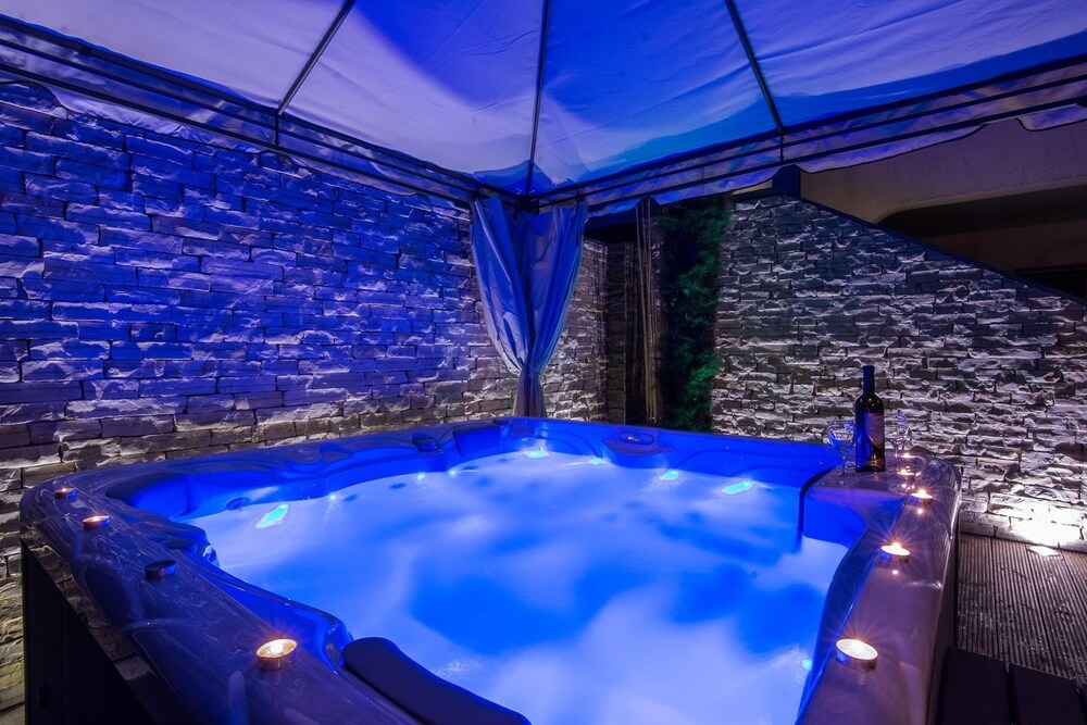 Apartment and Rooms Tomislav Spa Bracic