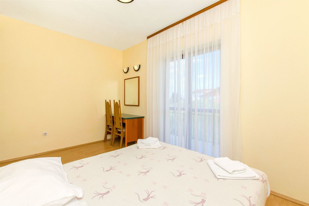 Apartments And Room Kasijan