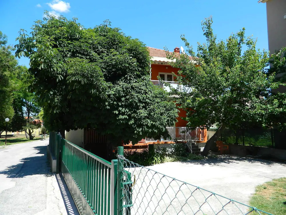 Apartments Irena