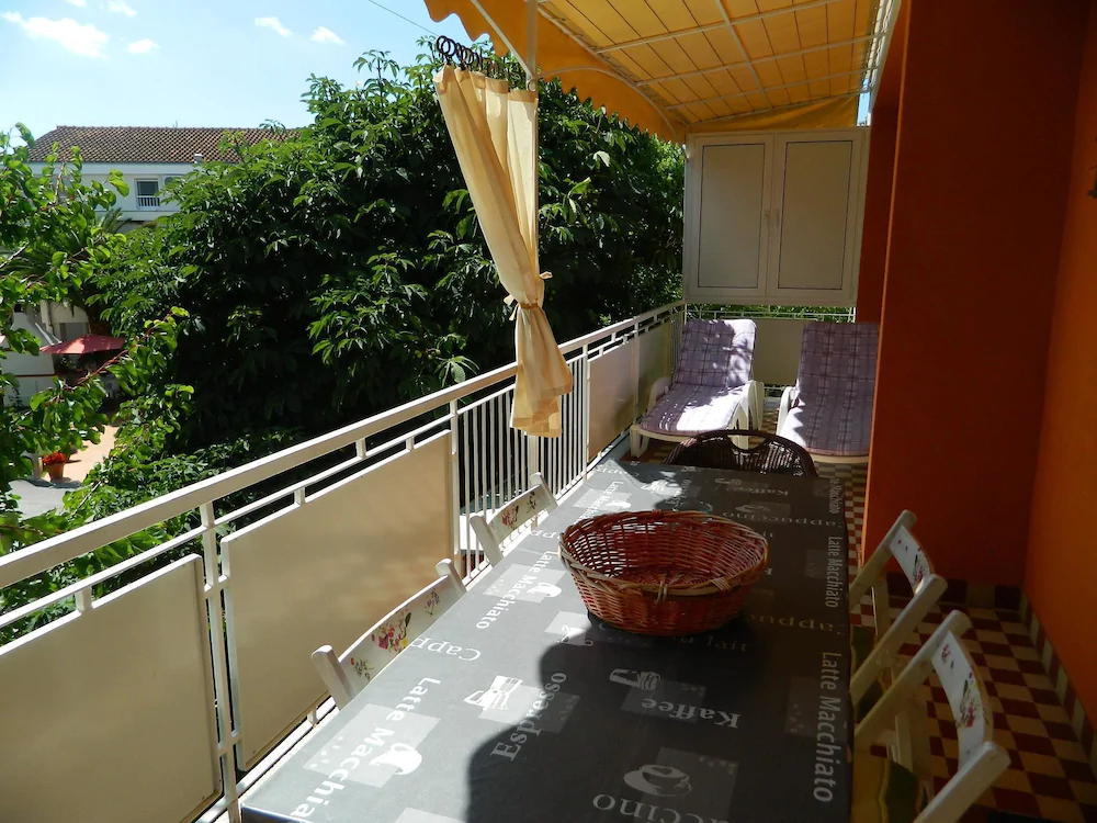 Apartments Irena