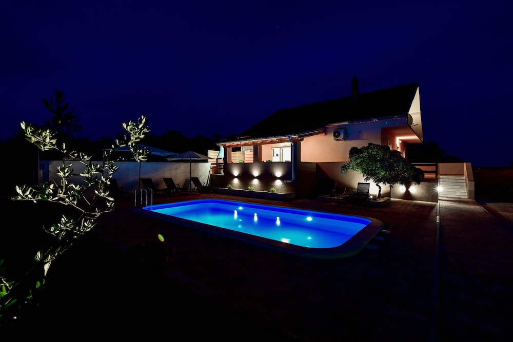 House Gabriela