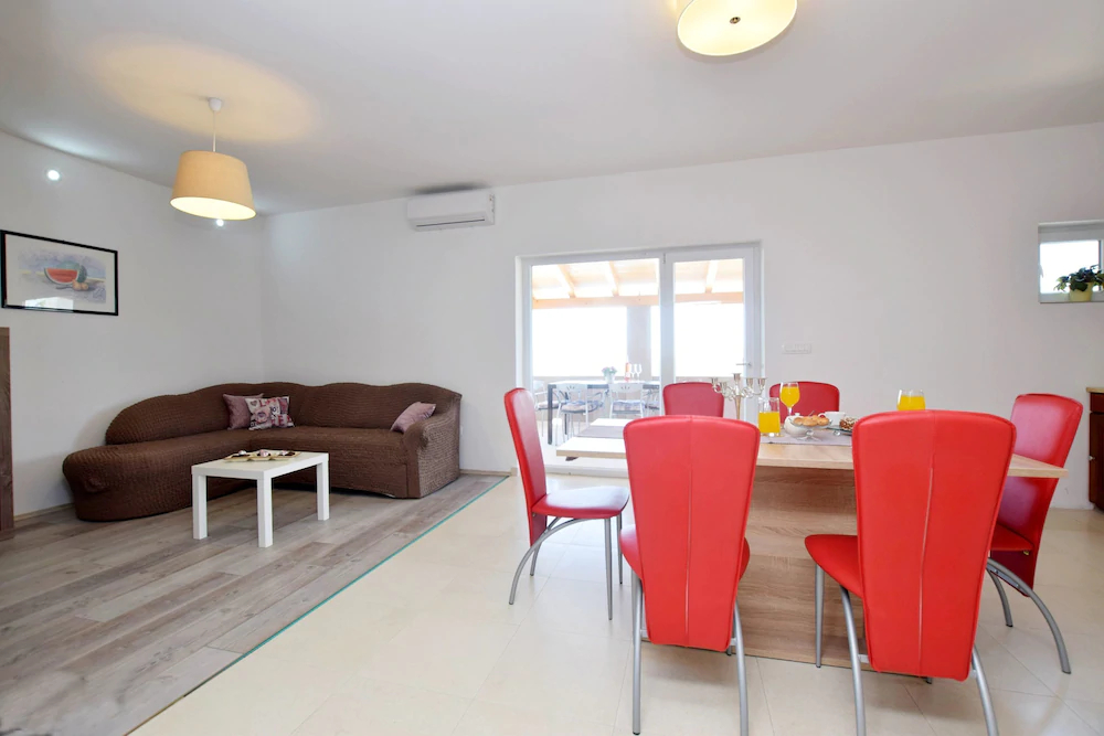 House Gabriela