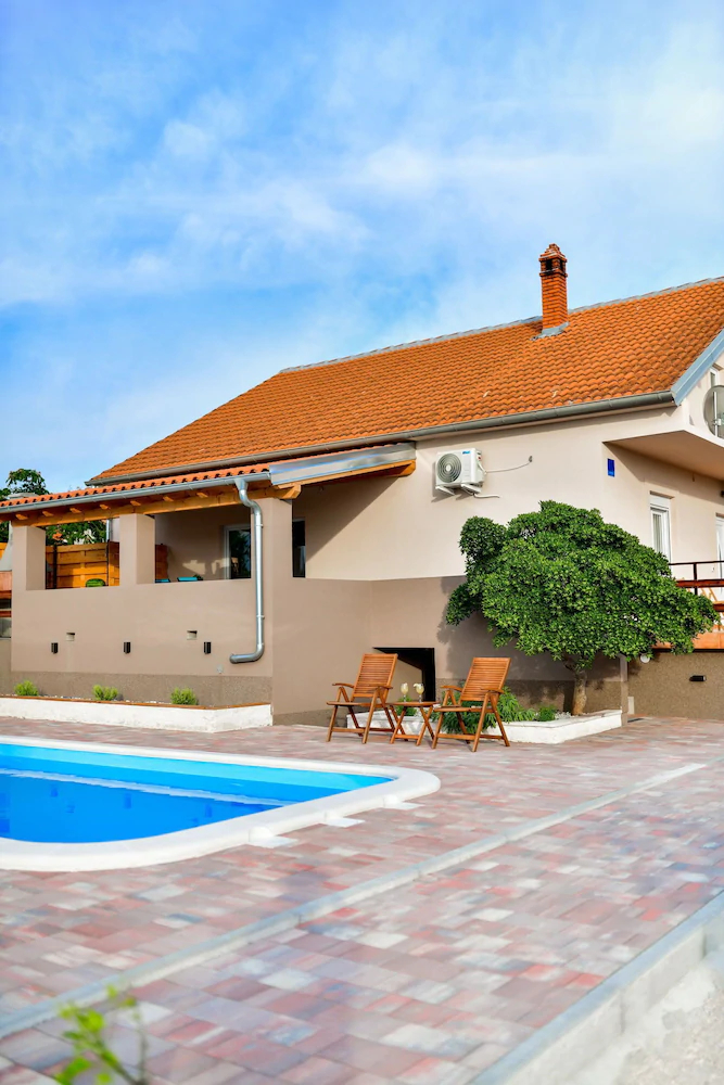 House Gabriela