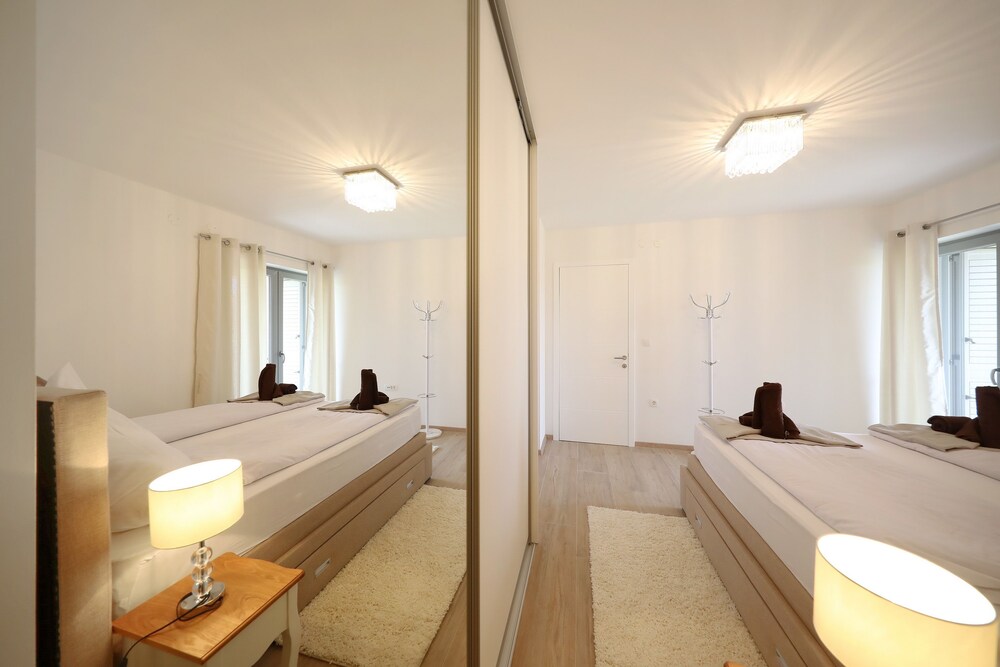 Villa Olive Garden Apartments