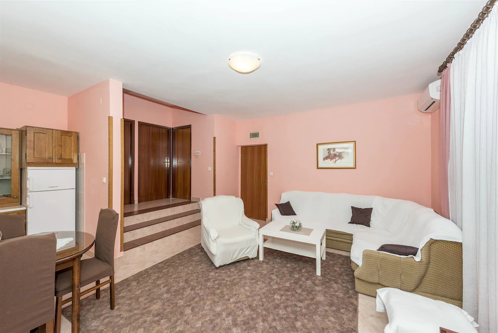 Apartments Tim
