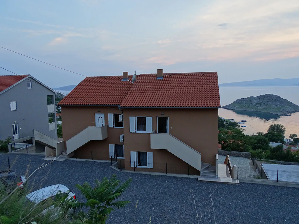 Slavica Apartments