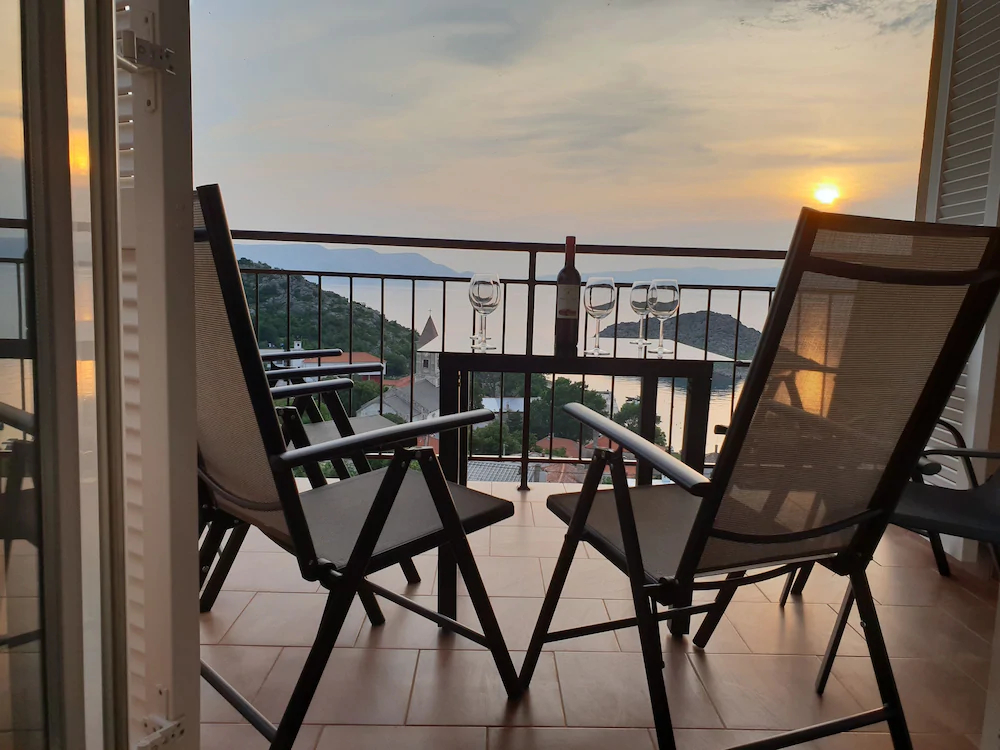 Slavica Apartments