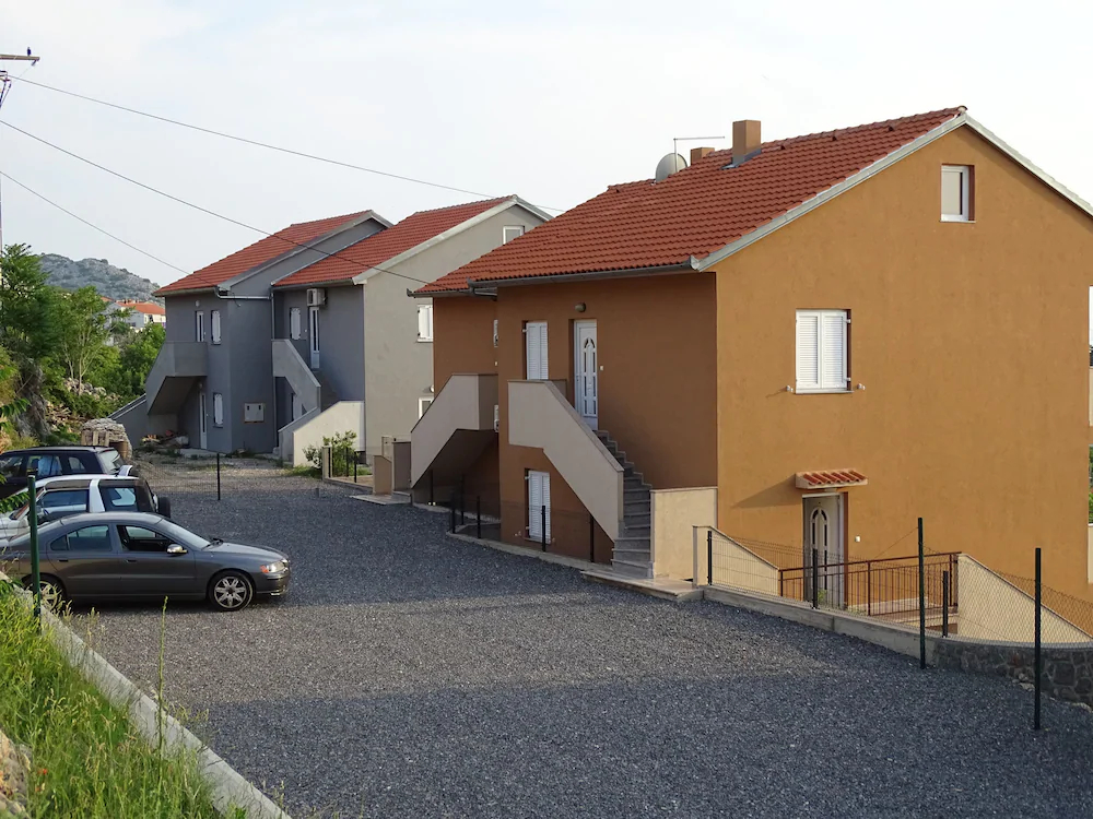 Slavica Apartments