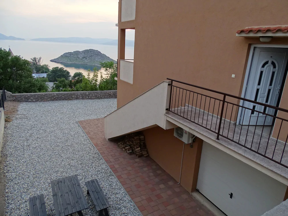 Slavica Apartments