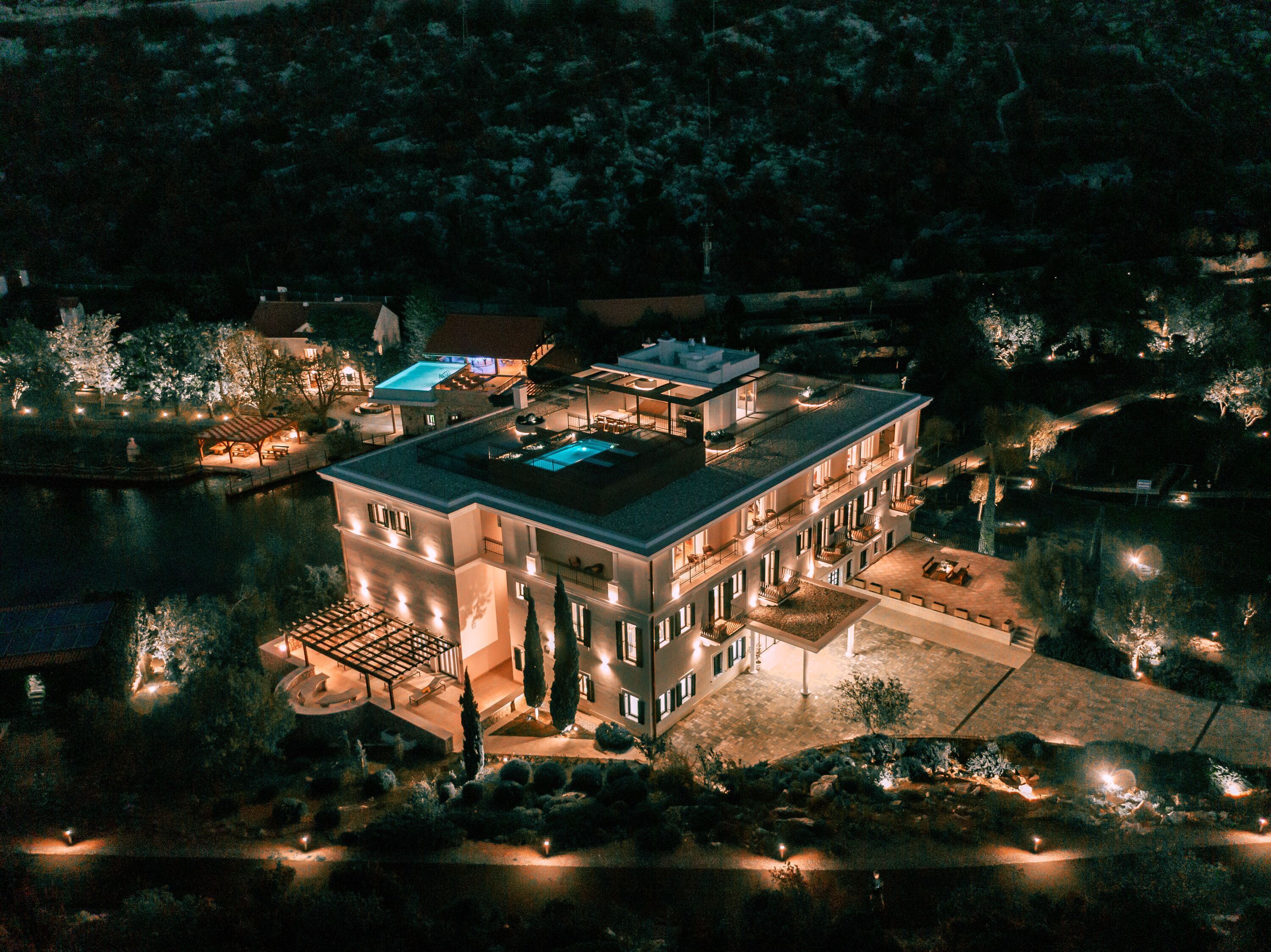 Veladrion Resort