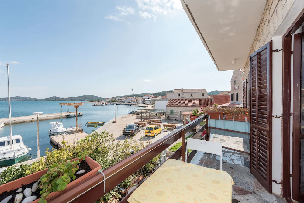 Apartment Milivoj