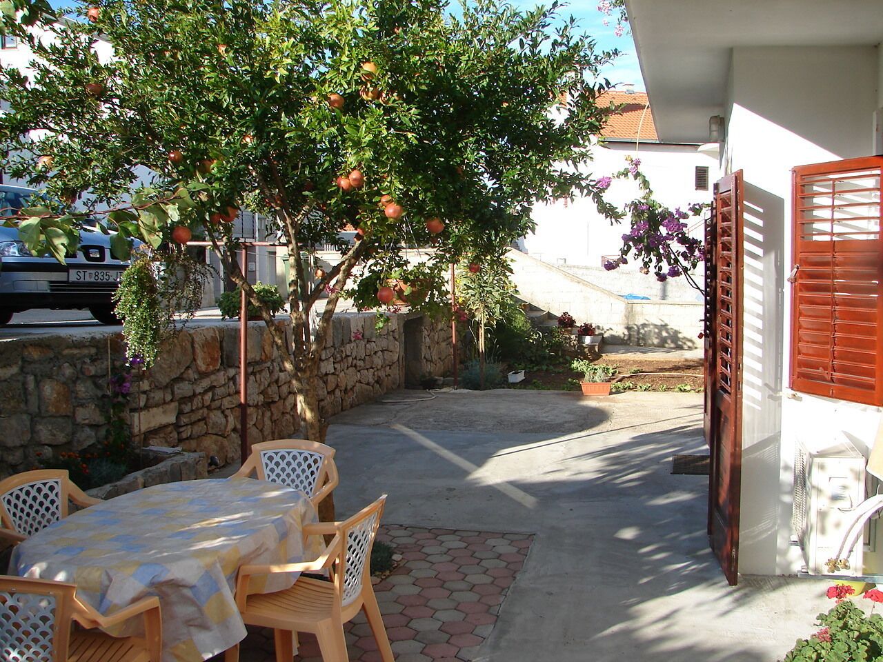 Apartments Petri - close to the sea
