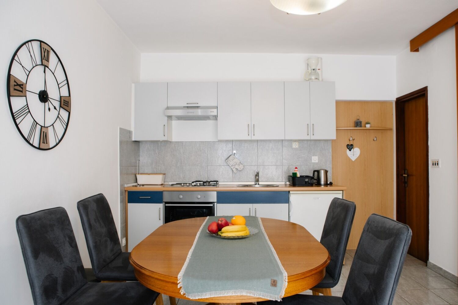 Apartments Petri - close to the sea