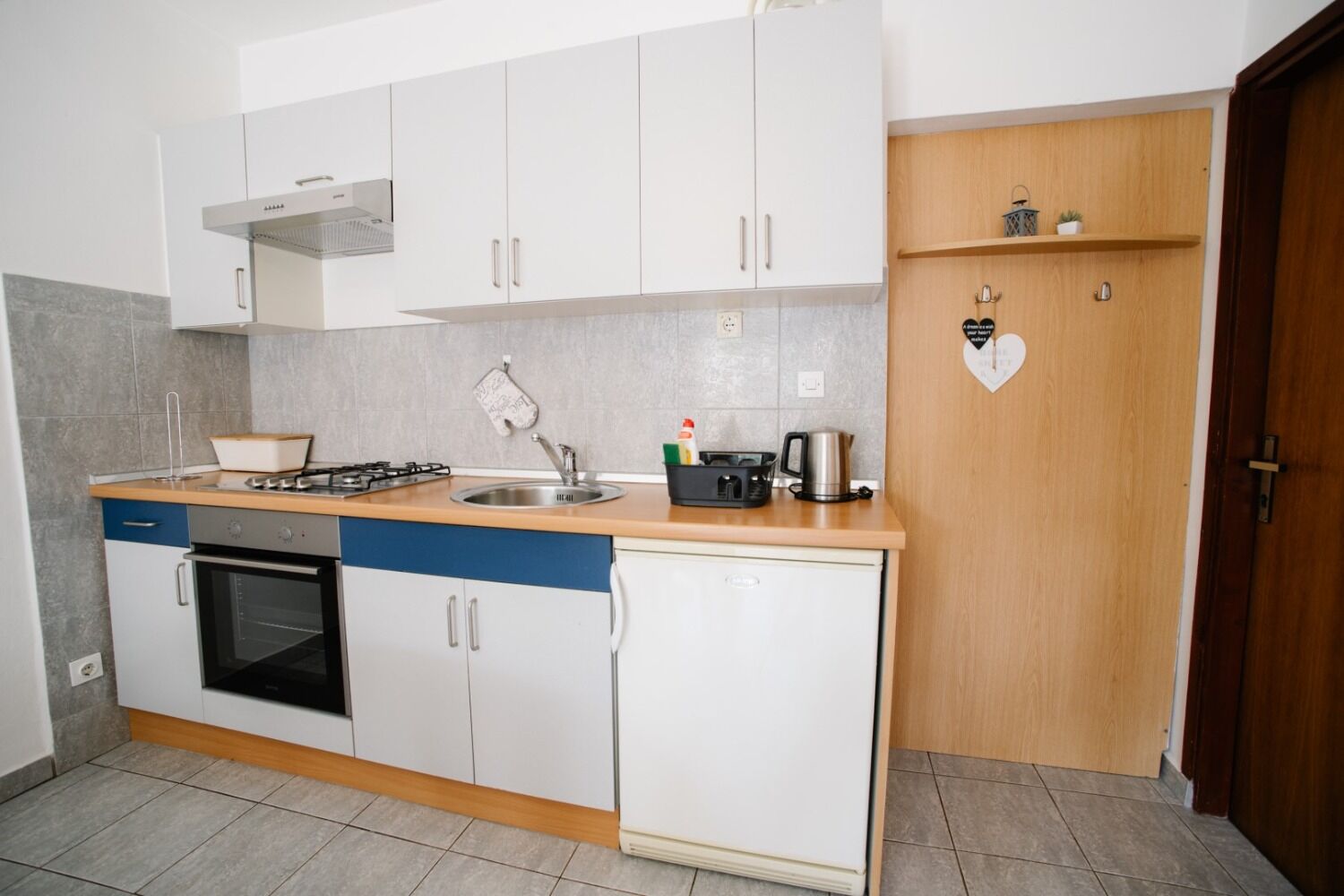 Apartments Petri - close to the sea
