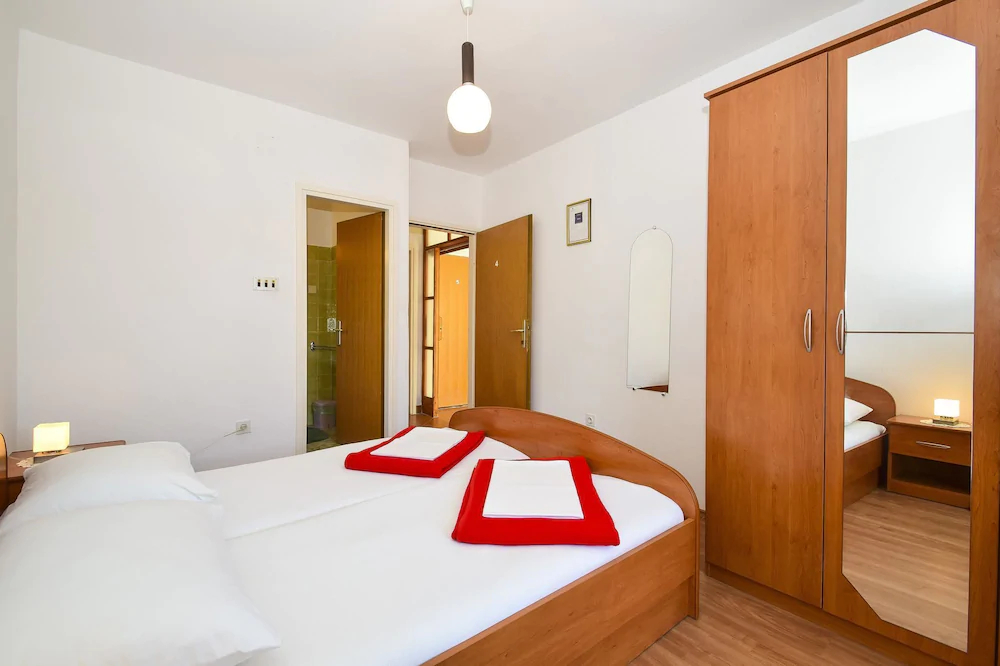 Apartments Radojka