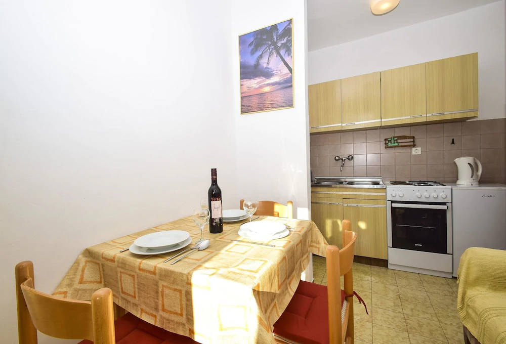 Apartments Radojka