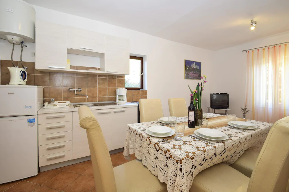 Apartments Radojka