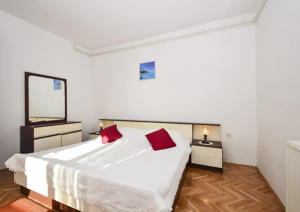 Apartments Radojka
