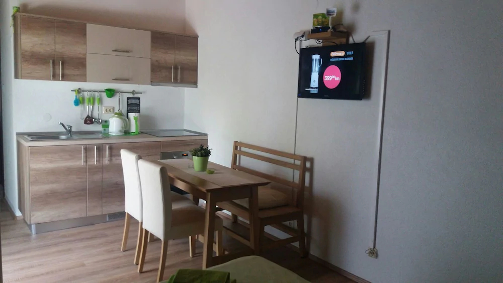 Apartments Snjezana