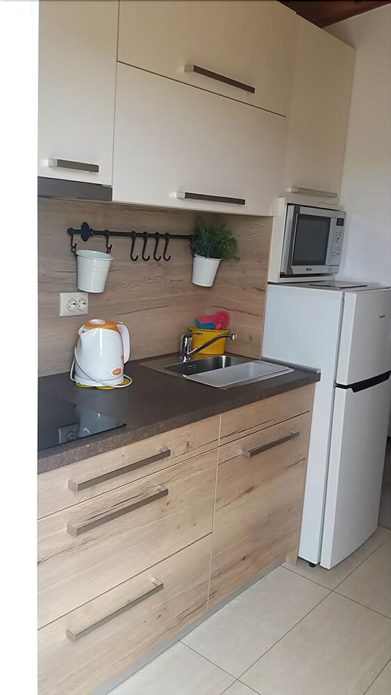 Apartments Snjezana