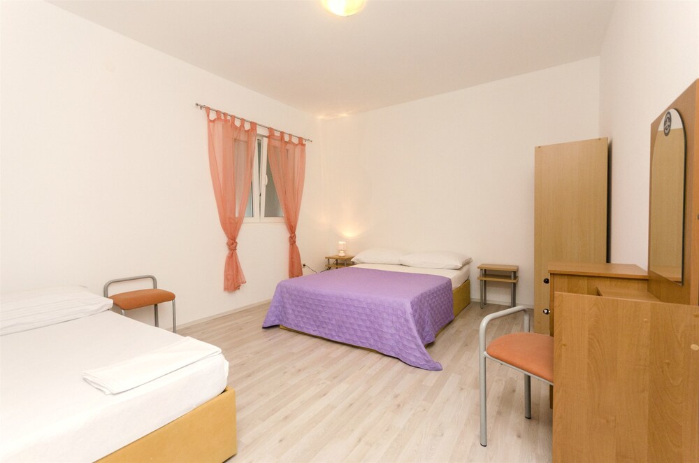 Apartments Bogdan