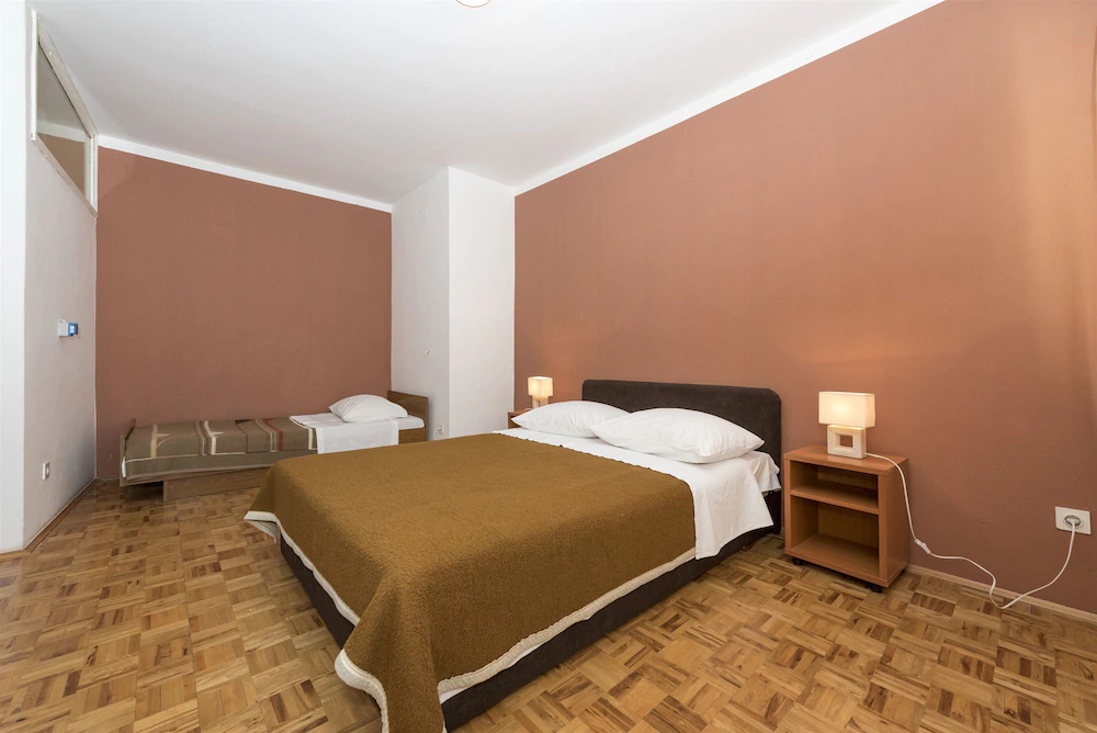 Apartments Marinko
