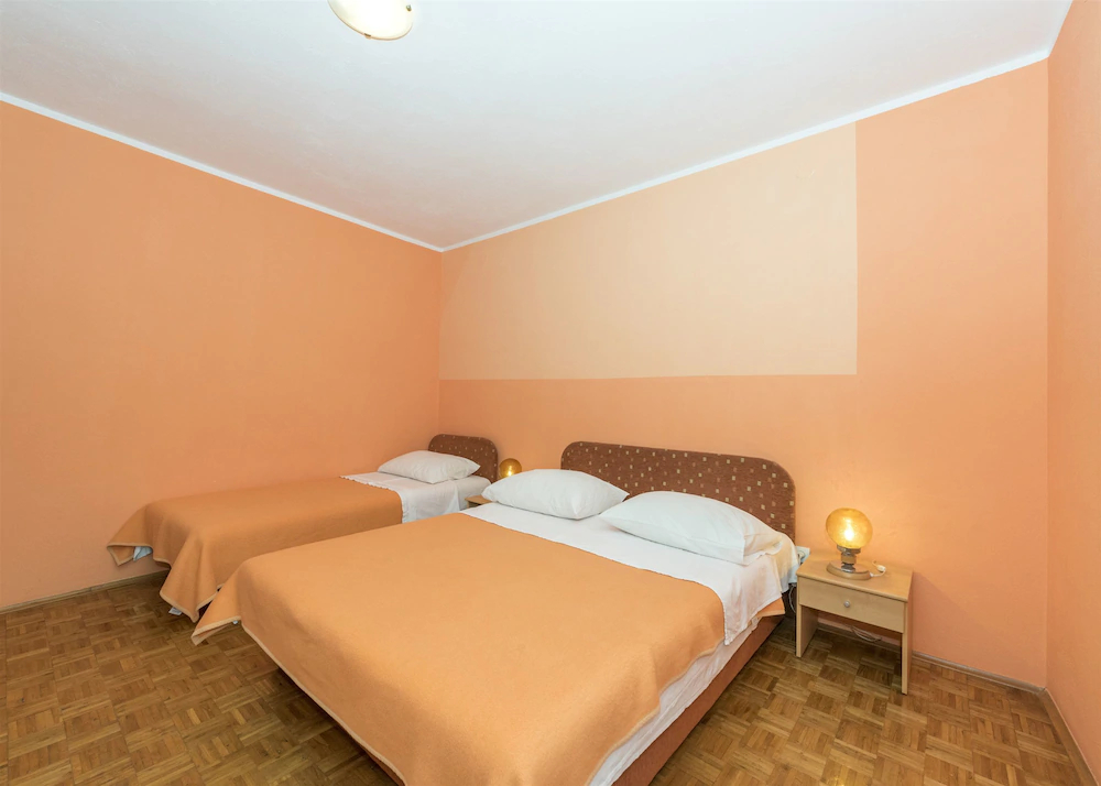 Apartments Marinko