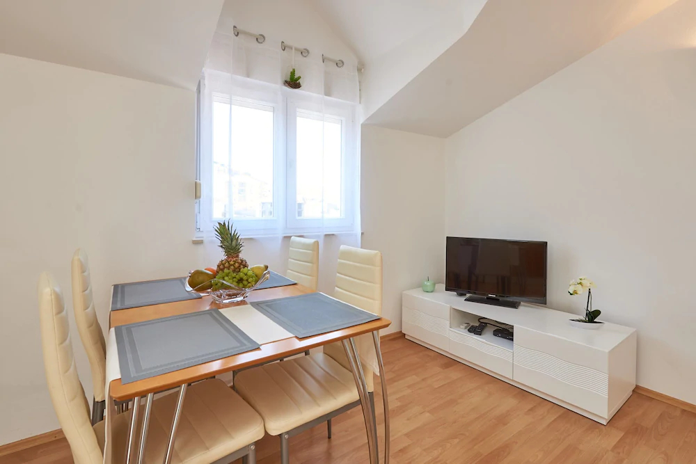 Apartmani Knezovic