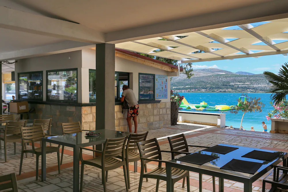 Apartment and Rooms Villa Niko