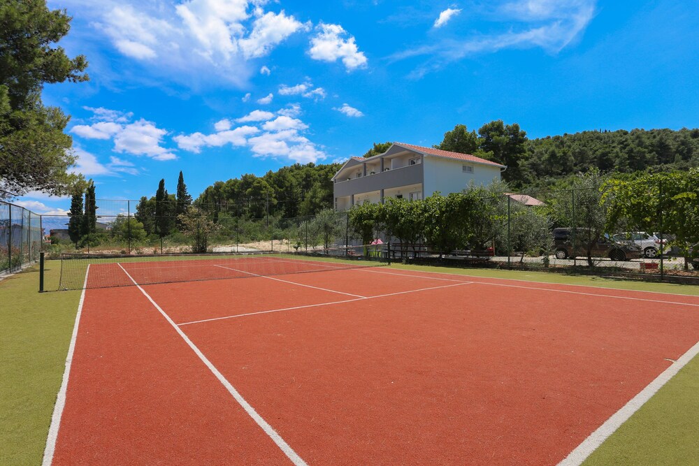 Apartment and Rooms Villa Niko