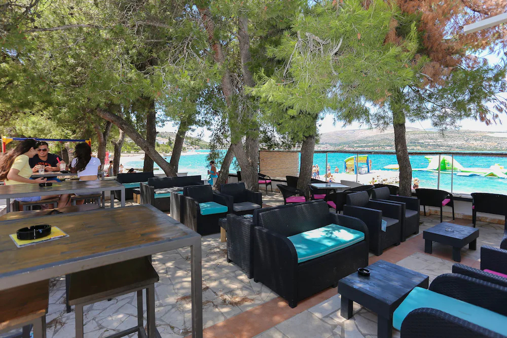 Apartment and Rooms Villa Niko