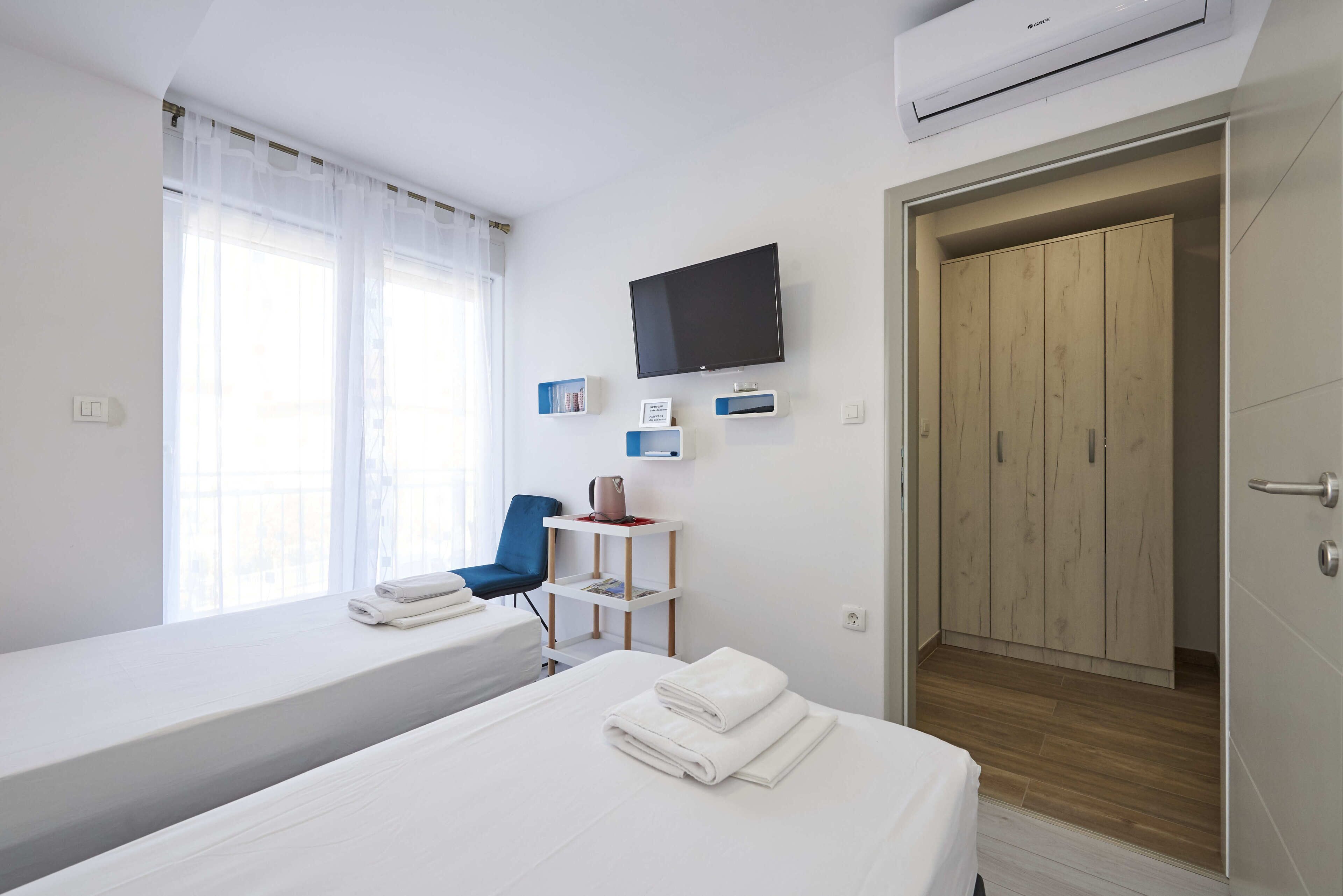 Apartments & Rooms Žaja