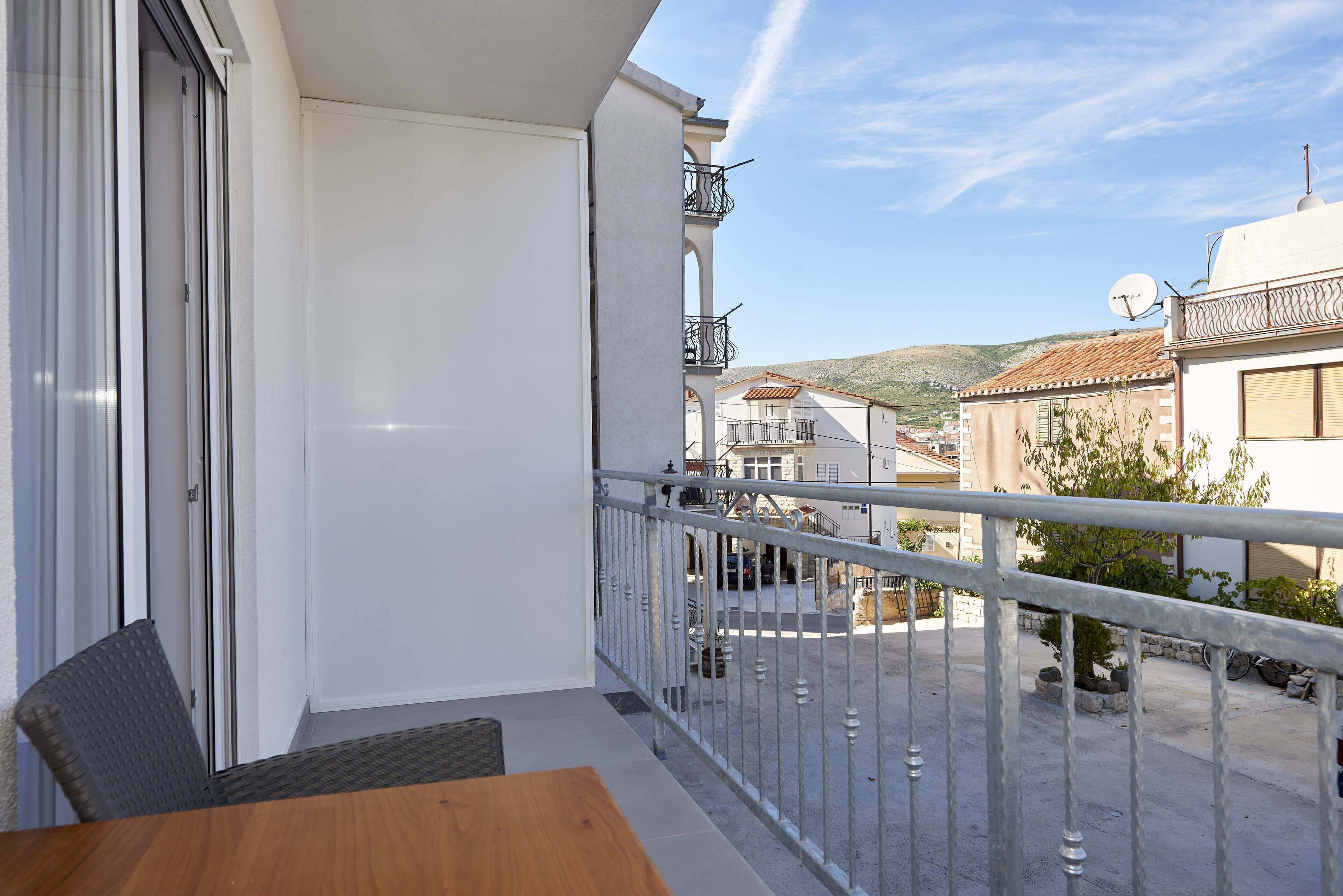 Apartments & Rooms Žaja