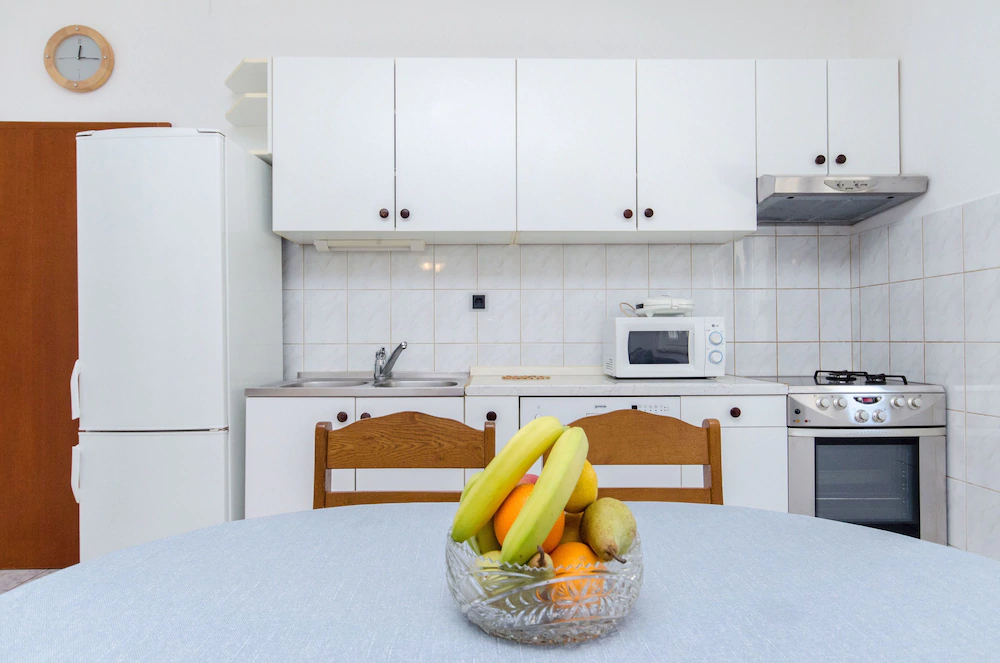 Apartments And Rooms Iva