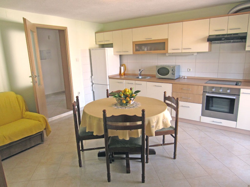 Apartments Bareta
